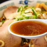 asahikawara-memmurayama - 正油野菜ちゃ～しゅ～めん（スープ）