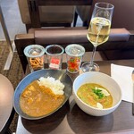 Japan Airlines First Class Lounge - カレー、シチュー