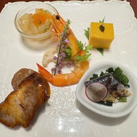 個室中華 頤和園 京橋店 - 前菜も美しく美味しい