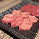 焼肉 ジャンボ はなれ - 