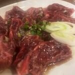 亀楽 - 牛サガリ　2人前