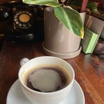 cafe マロニエ - 軽めのコーヒーがケーキとの相性抜群♪