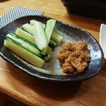 力士料理 にしき - 力士味噌胡瓜。手間暇のかかった力士味噌が絶品