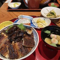 炭焼うな富士 大丸京都別邸 - 