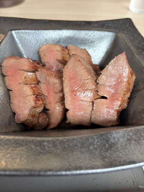 陣中 牛タンスタンド 閖上店 - 美田園（弁当）の写真