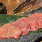 焼肉ホルモン酒場 陽真 - 