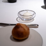 レストラン オオツ - 2025.9 自家製パン 小美玉ヨーグルトの乳精（ホエー）サワークリーム