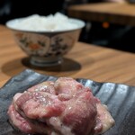 中目黒焼肉 登牛門 - 