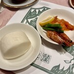 北京料理桂蘭 - 海老料理（取り分け）