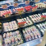 唐戸市場 活きいき馬関街 - ラインナップ