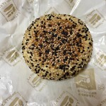 ブーランジェリー　ラ・テール - 豆乳ごまあんぱん