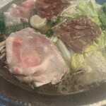 しゃぶしゃぶ すき焼き 食べ放題 和牛と豚 - 