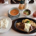 くまもと中央カントリークラブ - 国産牛ハンバーグ