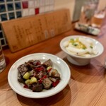 茶虎飯店 - 蓮根と放牧豚のスパイス炒め煮