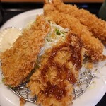 お食事処 大原 - アジフライとエビフライ