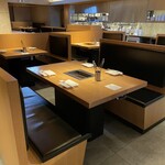 ビーフキッチン - ゆったりめの客席