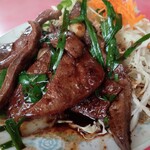 芳仙 - レバー焼き　コレがまた！