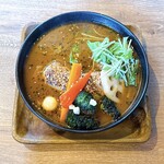 スープカレーガラク - 料理写真:やわらかチキンレッグと野菜のスープカレー（中辛）