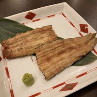 割烹蒲焼 横浜八十八 吉田町店 - 白焼き