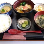 尾張屋食堂 - 