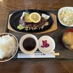 なか田 - 馬焼肉1200円