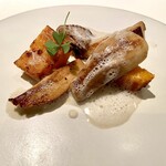 レストラン オオツ - ■イタリア産ポルチーニ コザワファームラボ産バターナッツかぼちゃ蛤出汁とキノコのソース