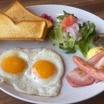 びっくりドンキー 東村山店 - モーニング　ドンキースペシャル