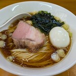 煮干中華ソバ イチカワ - 味玉付き煮干ソバ