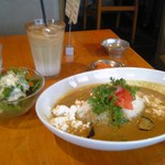 カフェ・ライフ - カッテージチーズと野菜のカレー