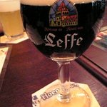 ベルギービール アントワープ セントラル - レフブロンド　結構軽くって飲みやすい