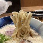 鶏白湯そば わたる - 