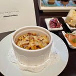東京ステーションホテル ロビーラウンジ - 和牛ボロネーズ　カサレッチェパスタ　チーズグラタン