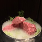320002571 - 
