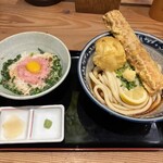 難波千日前 釜たけうどん 八重洲北口店 - 