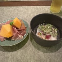 PASTA of LIFE - 生ハムと今日のフルーツ（メロン）、軽く炙ったメカジキのカルパッチョ