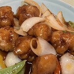 北京飯店 - 揚げ白身魚の甘酢あんかけ