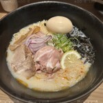 焼きあご塩らー麺 たかはし - 特製トッピング