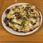 ピザダヴィンチトウキョウ - 燻製サンマのピッツァ