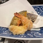 神田新八 - 