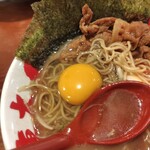 東大 - 生卵投入