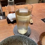 とんかつ ここまでやるか。 - 2杯目ハイボール