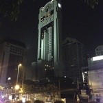 BANYAN TREE - 薄っぺらくて倒れそう。汗