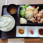 アサヒビール園 白石 はまなす館 - からあげ定食(5個)ご飯大盛 730円