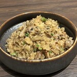 灯 - 黒トリュフの土鍋ご飯