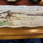 丸千葉 - 日本人ならよぅ、尾頭つきの焼魚をこう出来なきゃな‼️