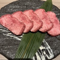 近江うし焼肉 にくTATSU 渋谷店 - 