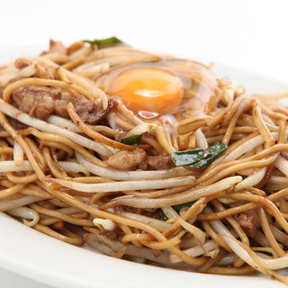 パリッとモチッとした食感で香ばしい、あぺたいとの両面焼きそば