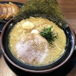 横浜家系ラーメン 福まし家 - 