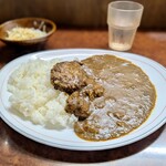 える - ハンバーグカレー