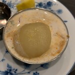 ポンニラペンspice - 続いてライタの中に洋梨のコンポートを投入